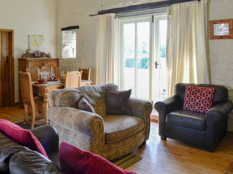 Family-oriented cottage with grill & garden | Dogs allowed — photo 2