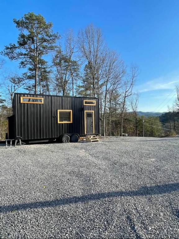 Family-oriented pleasant rental apartment | Dogs allowed in Sevierville, TN