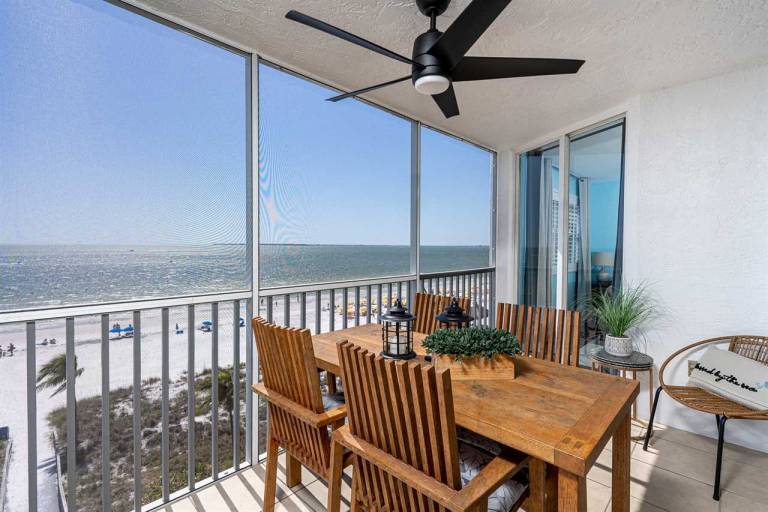 Condo  Punta Rassa