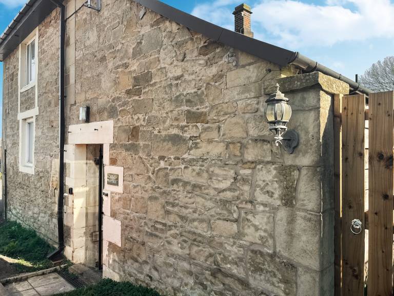 Child-friendly cottage with garden | River view | Pet-friendly in Alnwick