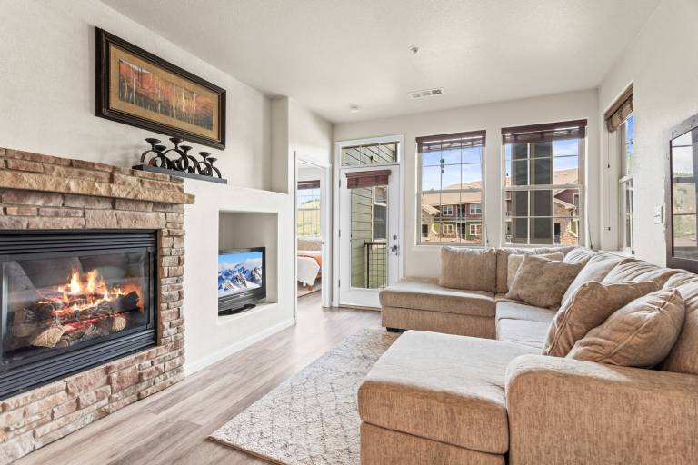 Condo  Granby