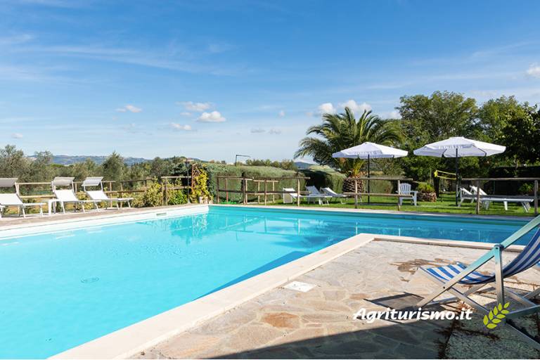 AGRITURISMO LA PORCARECCIA: GLICINE bilocale per una romantica vacanza in coppia — photo 3