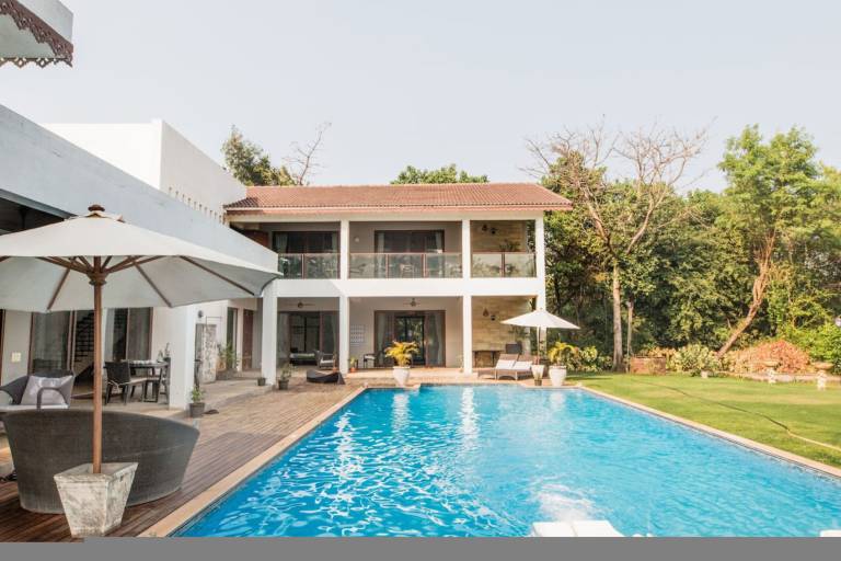 Frangipani by Hireavilla 5BR Lux Estate in Alibaug