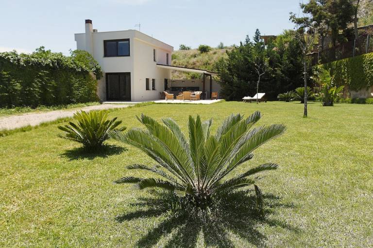 Villa Palermo