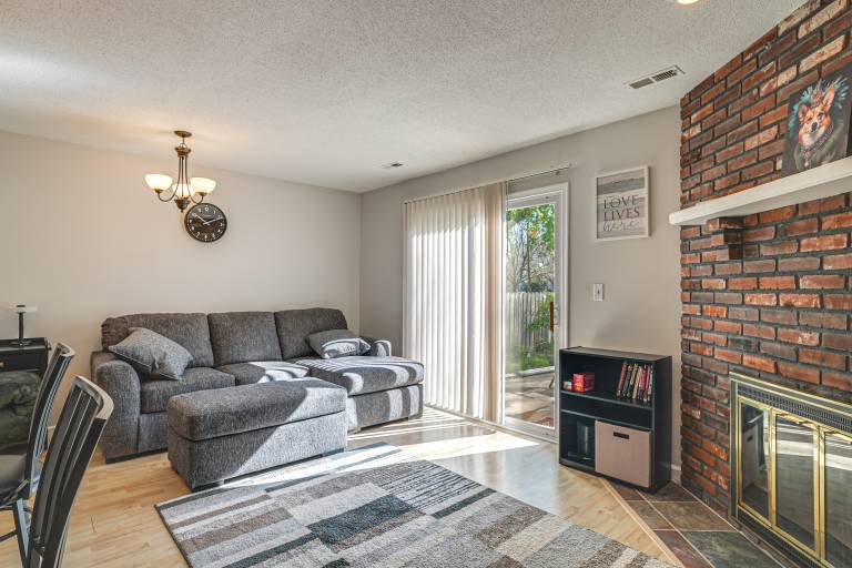 Explore Lincoln! Pet-Friendly Retreat w/ Patio — photo 3