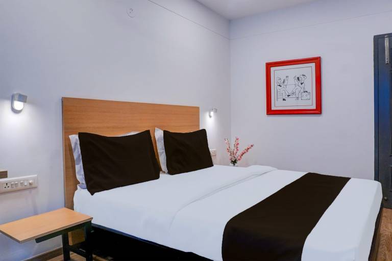 Super Townhouse Balewadi