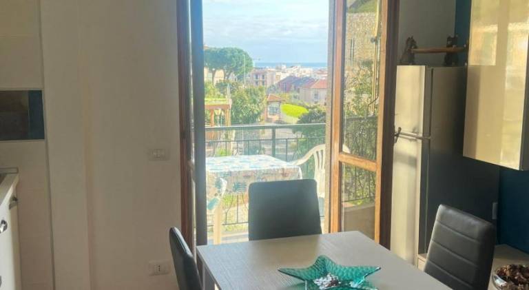 Rental apartment with 1 room for 4 persons in Loano