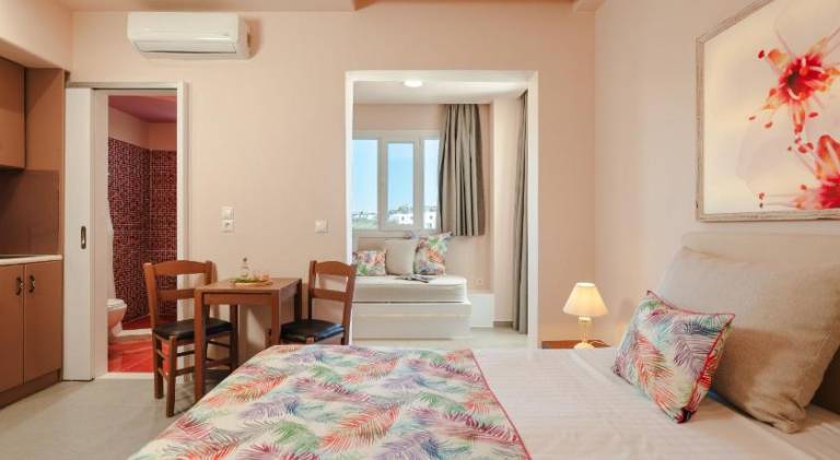 Holiday apartment with yard & terrace — photo 2