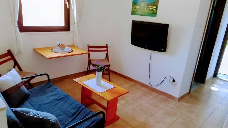 Apartment 'Helios Rhodos 1' with Private Terrace, Wi-Fi and Air Conditioning — photo 5