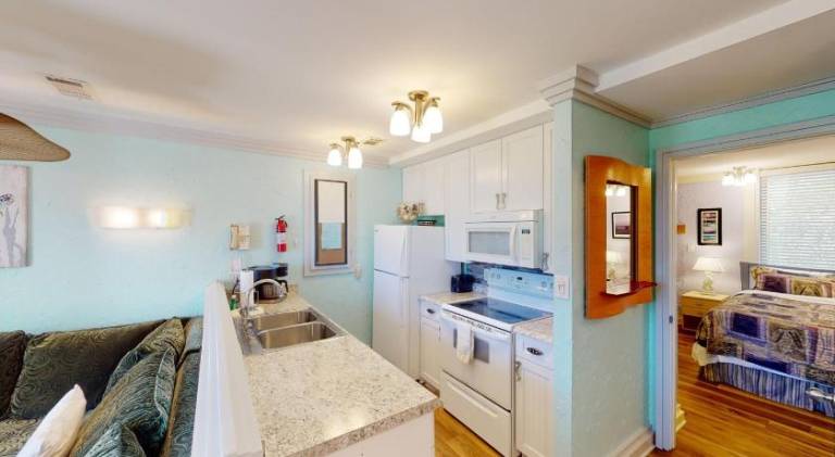 Pleasant vacation home with pool | Pets allowed — photo 3