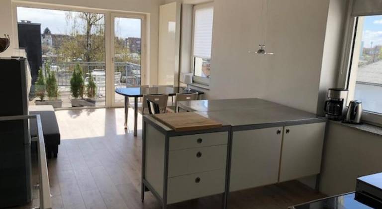 Rental apartment with patio | Suitable for remote work | Dogs allowed — photo 2