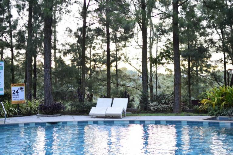 Vacation home with barbeque, garden & pool — photo 3