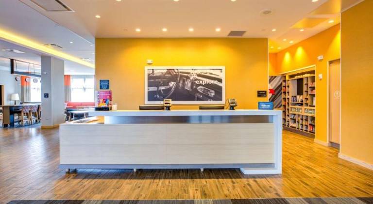 Hampton Inn Boston/Waltham — photo 5