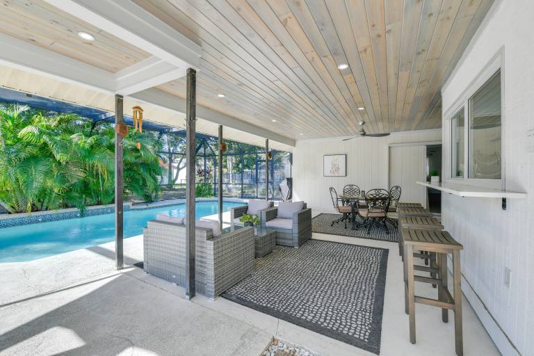 Sarasota Home w/ Private Pool  10 Mi to Beach! — photo 2