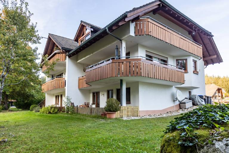 Holiday Apartment "Ruheoase" with Private Terrace and Wi-Fi in Schluchsee
