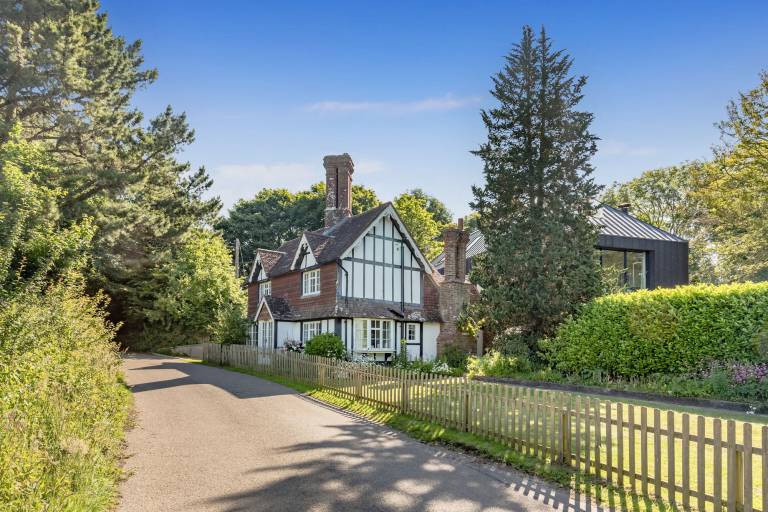House Burgess Hill