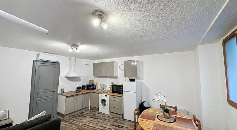Holiday apartment with 1 room for 4 persons — photo 5