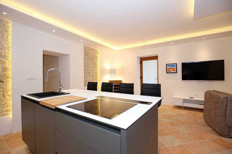 Apartment with 1 room for 4 persons — photo 2