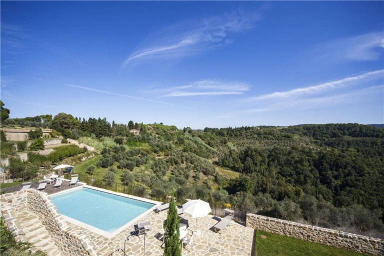 Holiday apartment with terrace & garden — photo 2