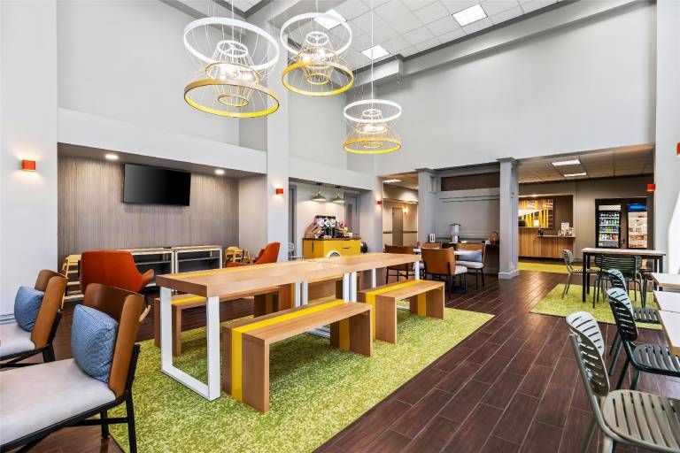 Spark by Hilton Amarillo Medical Center — photo 5
