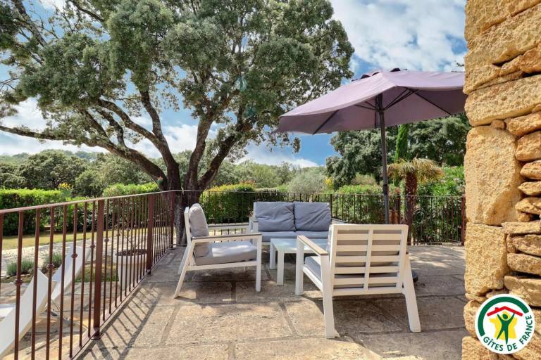 Gite with yard, private pool & patio — photo 4