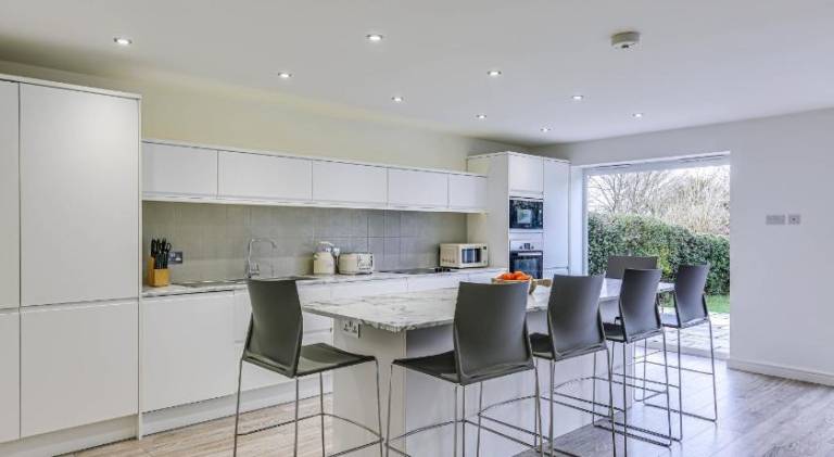 180 m&sup2; Ferienhaus