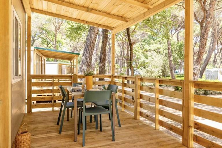 Kinderfreundliche Lodge mit Terrasse und Pool | Haustierfreundlich