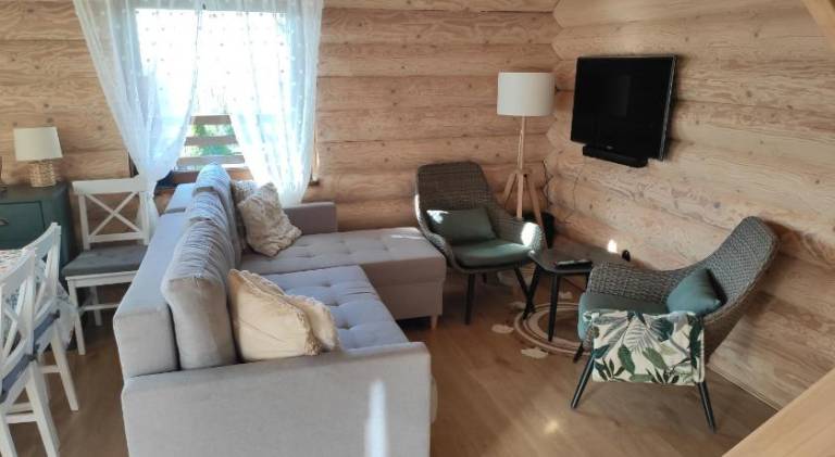Chalet with hot tub & pool | Pets allowed — photo 2