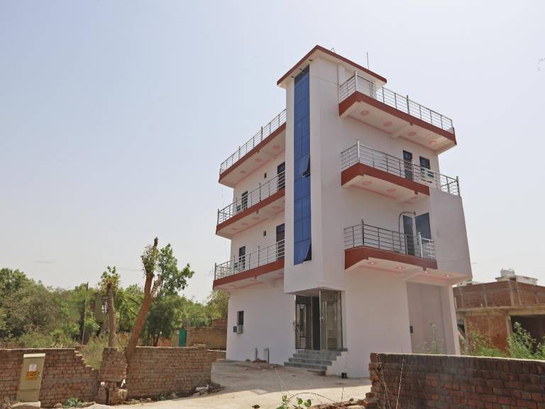 OYO Flagship 37470 The Mohan Grand — photo 3