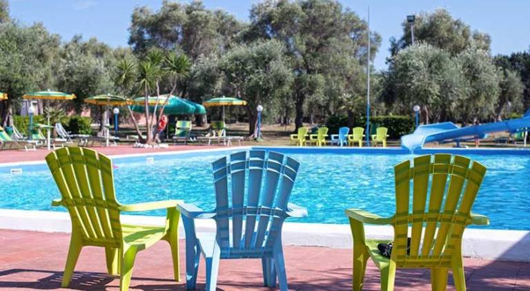 Holiday apartment with pool, garden & BBQ — photo 5