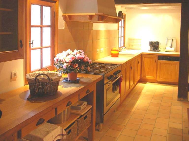 Pleasant gite with garden, patio & grill | Pets allowed — photo 4