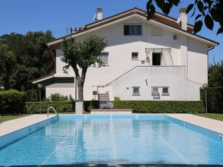Ferienwohnung in Caorle f&uuml;r max. 4 Personen
