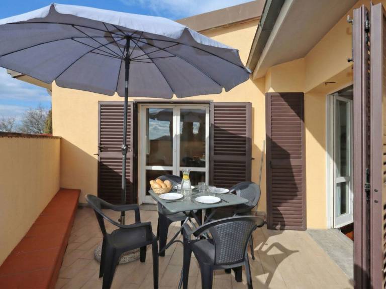 Apartment with garden, BBQ & patio | Nature view — photo 3