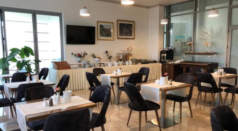 Hotel Rheinbrucke — photo 3