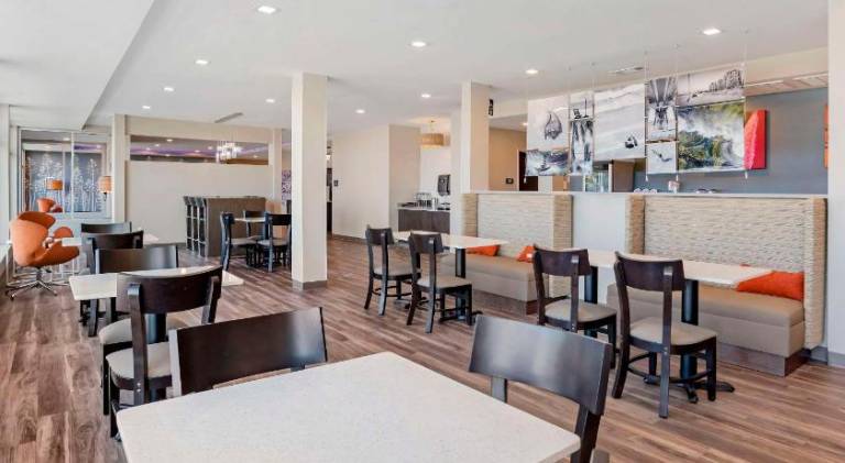 Sleep Inn & Suites Fort Walton Beach - Destin West — photo 3