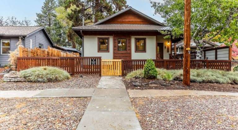 Vacation home with 2 rooms for 4 persons in Bend, OR