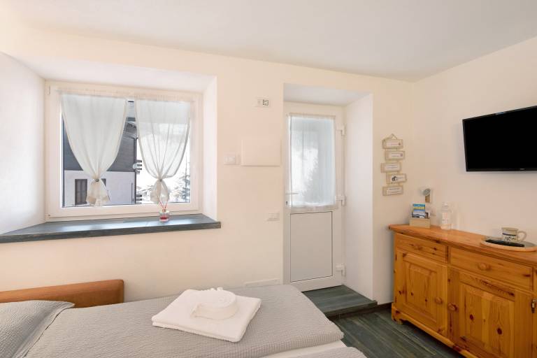 Fully equipped pleasant apartment with terrace & fast internet | Mountain view | Close to the ski | Pet-friendly — photo 4