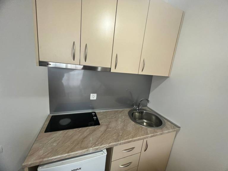 One Bedroom Apartment