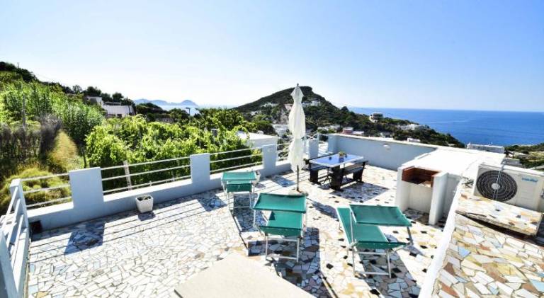Apartment with 3 rooms for 5 persons — photo 3