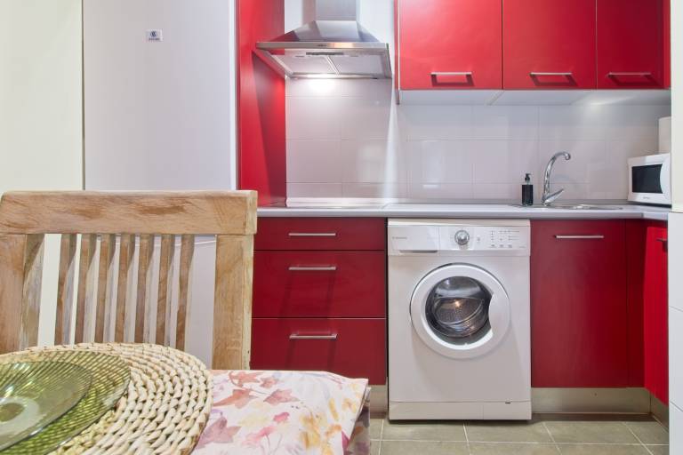 Apartment 'Sardón De Los Frailes' with Shared Pool, Shared Garden and Wi-Fi — photo 4