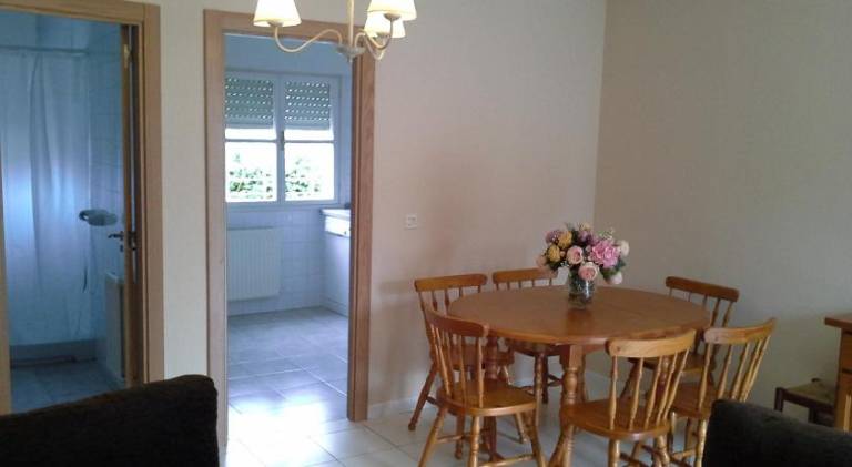 Apartment with garden & patio — photo 4