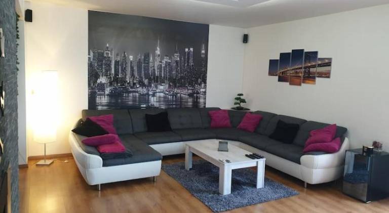 Pleasant holiday apartment with pool | Dogs allowed — photo 3