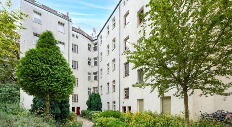 TheWilhelmshavener Group Apartment, group & family friendly, 100m2, 2BR, 1 living room, huge table, — photo 4