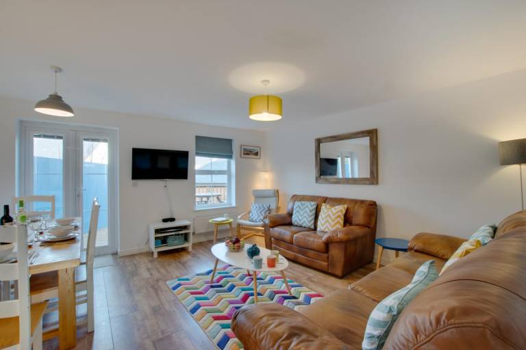 3 Bed in Mumbles oc hh314