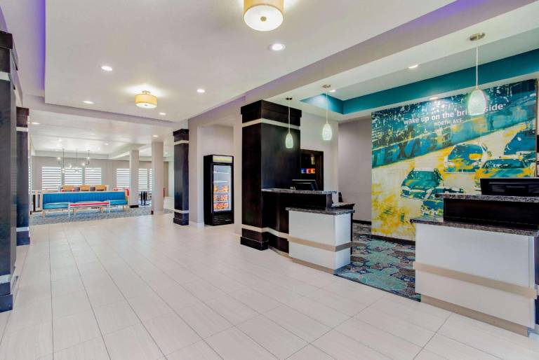 La Quinta Inn & Suites by Wyndham Northlake Fort Worth — photo 4