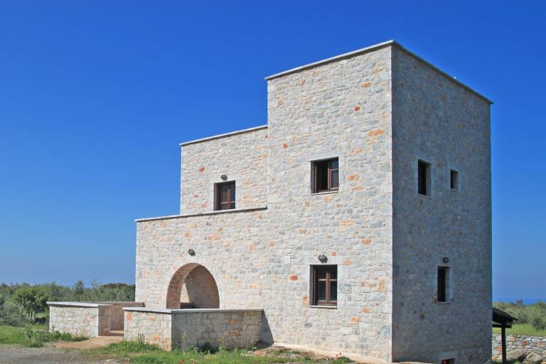 House Limeni