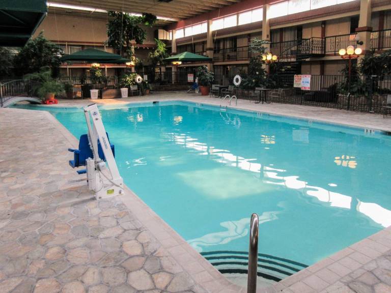 Clarion Inn — photo 3