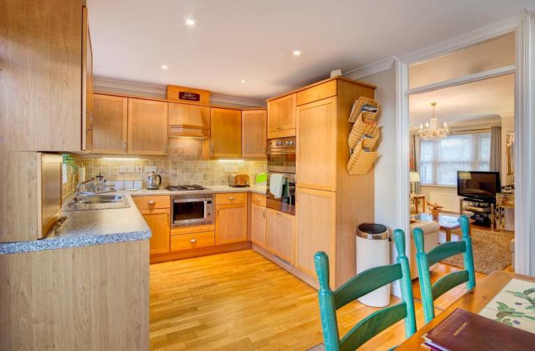 Fully equipped cottage with yard & terrace | Pets are welcome — photo 2