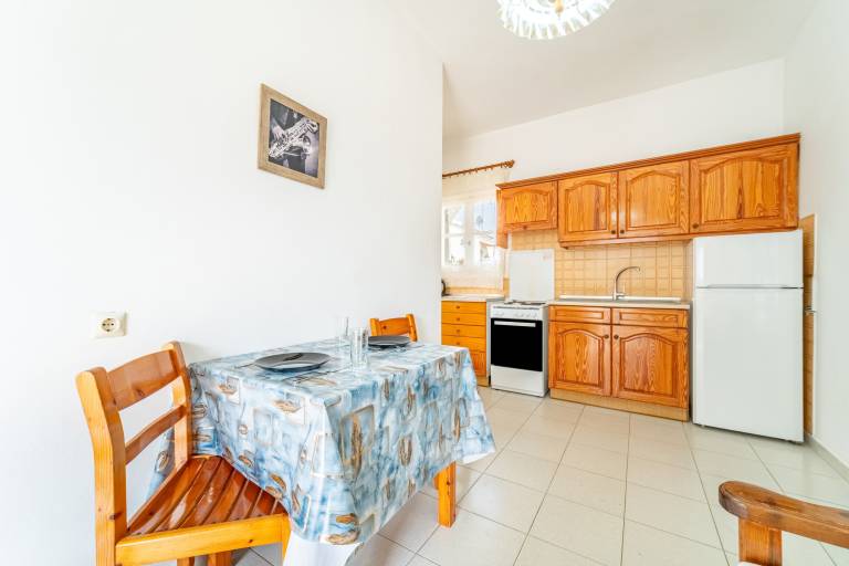 Studio Apartment 'Olivea 2' with Sea View, Wi-Fi and Air Conditioning — photo 4