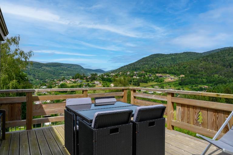 Chalet 'Le Brusyna' with Mountain View, Whirlpool, Private Terrace and Wi-Fi — photo 4
